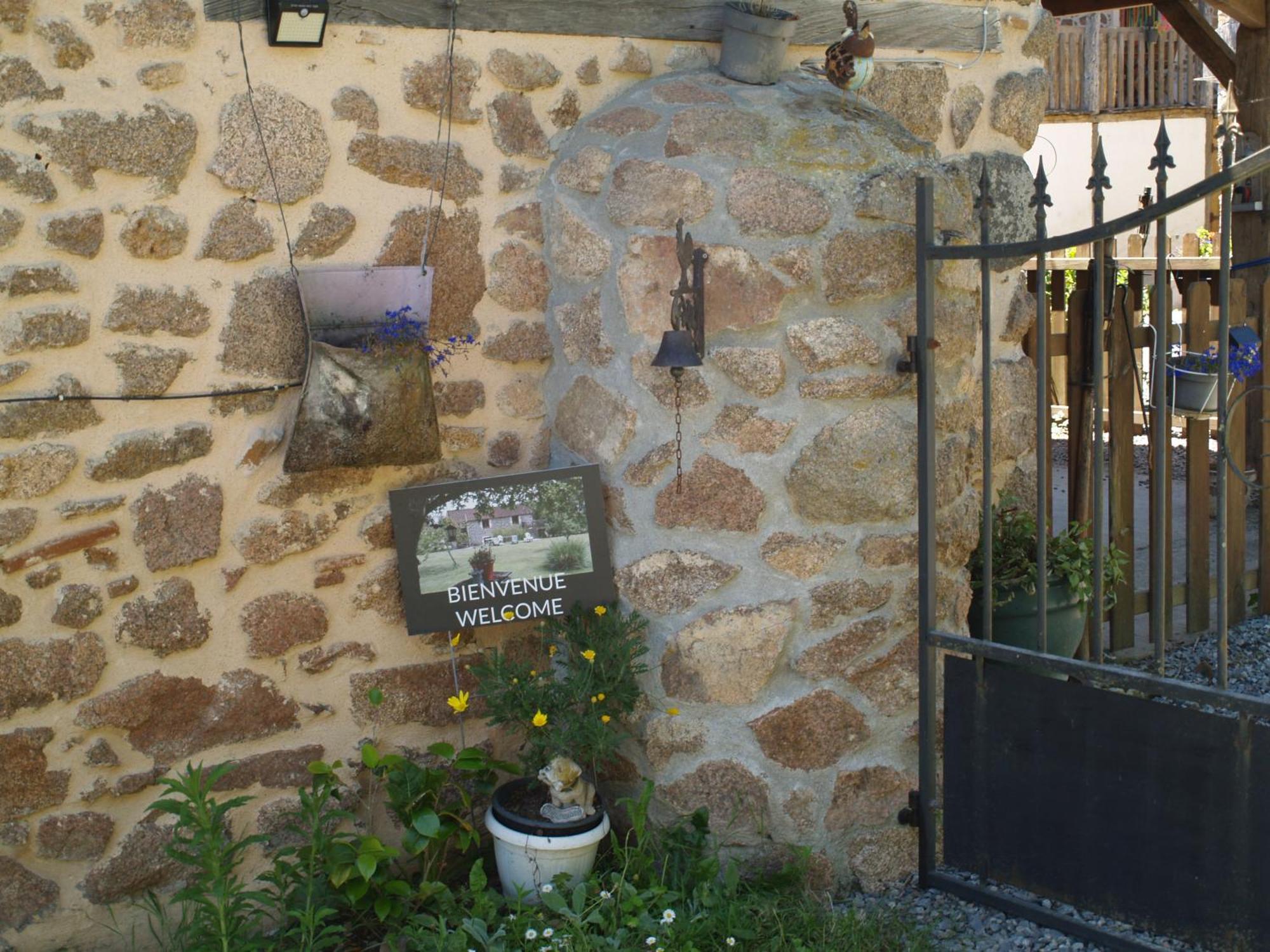 Tranquille Vienne Gites A Chirac Dept Charente Chirac (Charente) Exterior foto