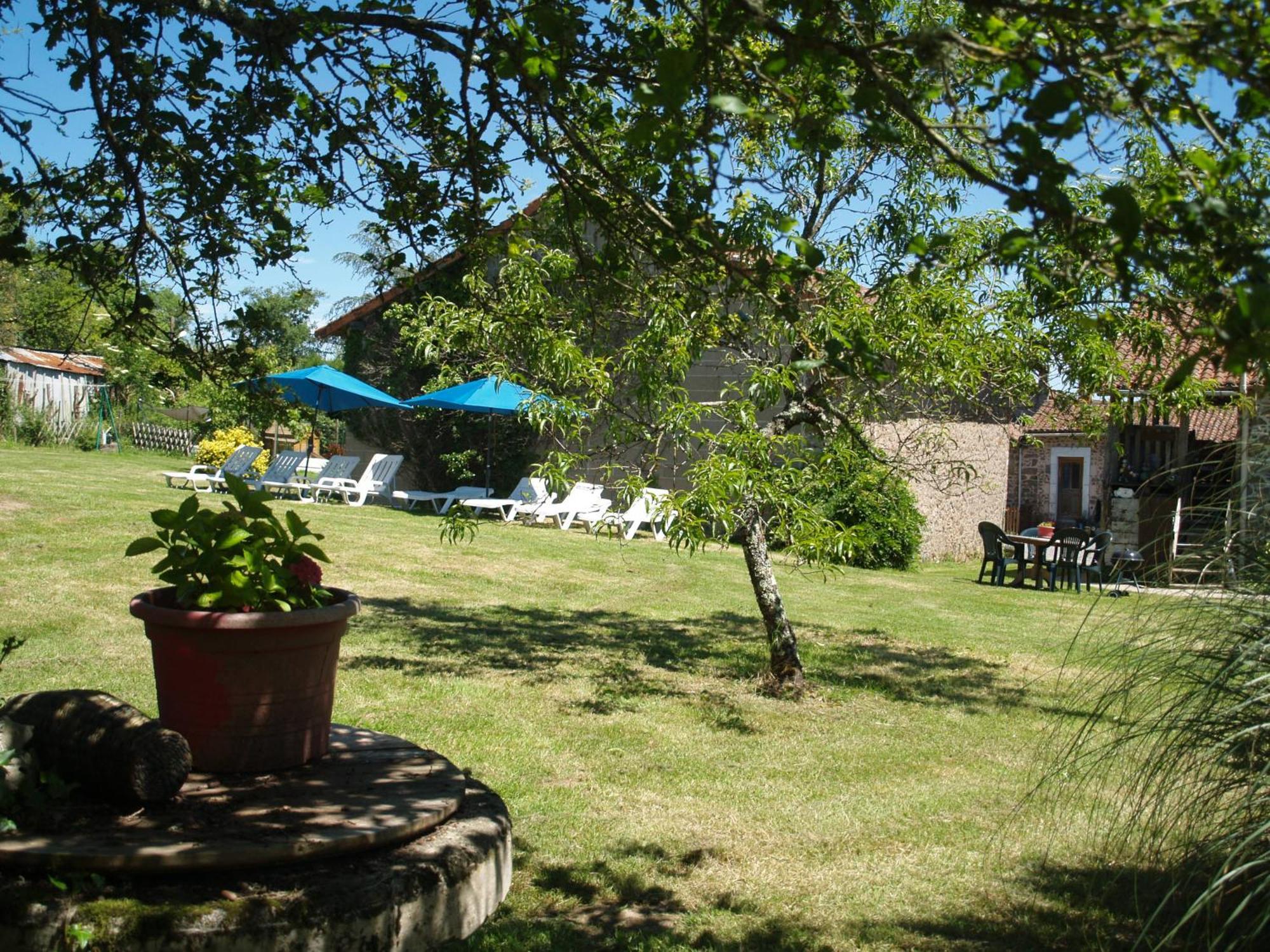 Tranquille Vienne Gites A Chirac Dept Charente Chirac (Charente) Exterior foto
