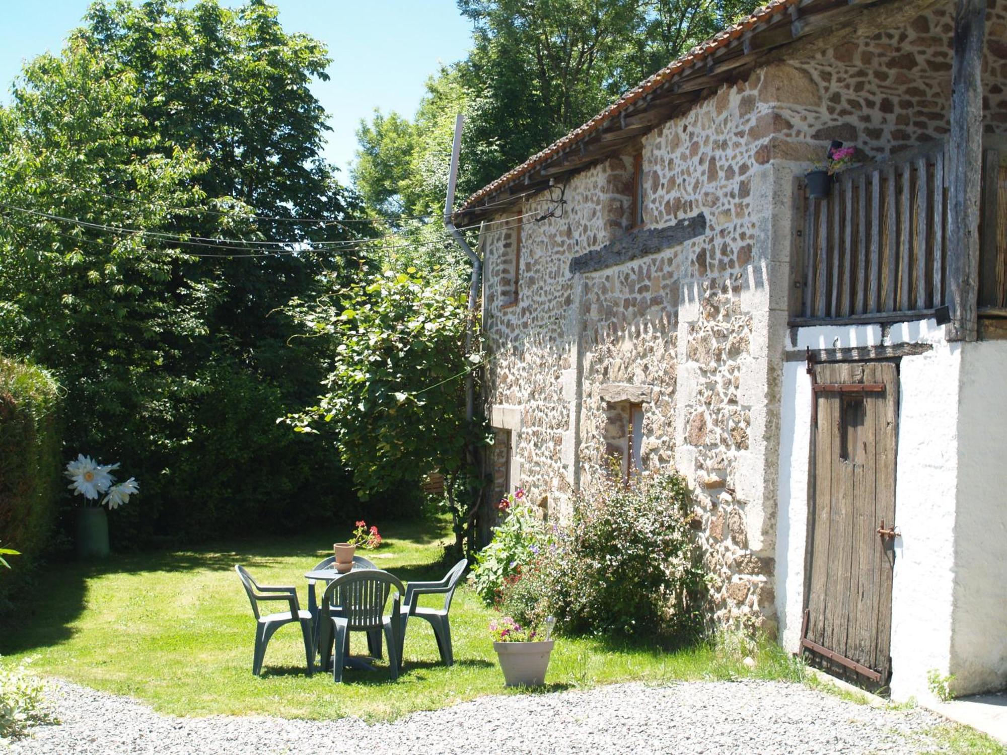 Tranquille Vienne Gites A Chirac Dept Charente Chirac (Charente) Exterior foto